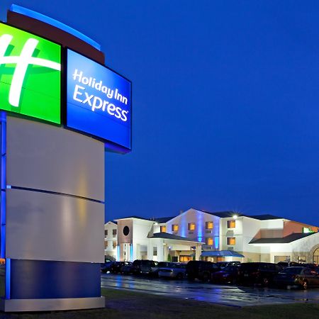 Holiday Inn Express Hotel Pittsburgh-North/Harmarville By Ihg Esterno foto