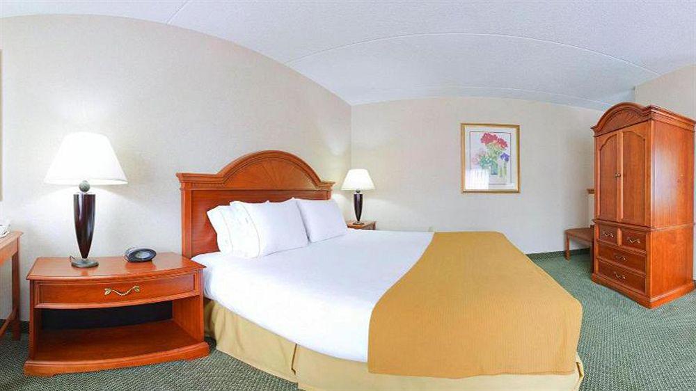 Holiday Inn Express Hotel Pittsburgh-North/Harmarville By Ihg Esterno foto