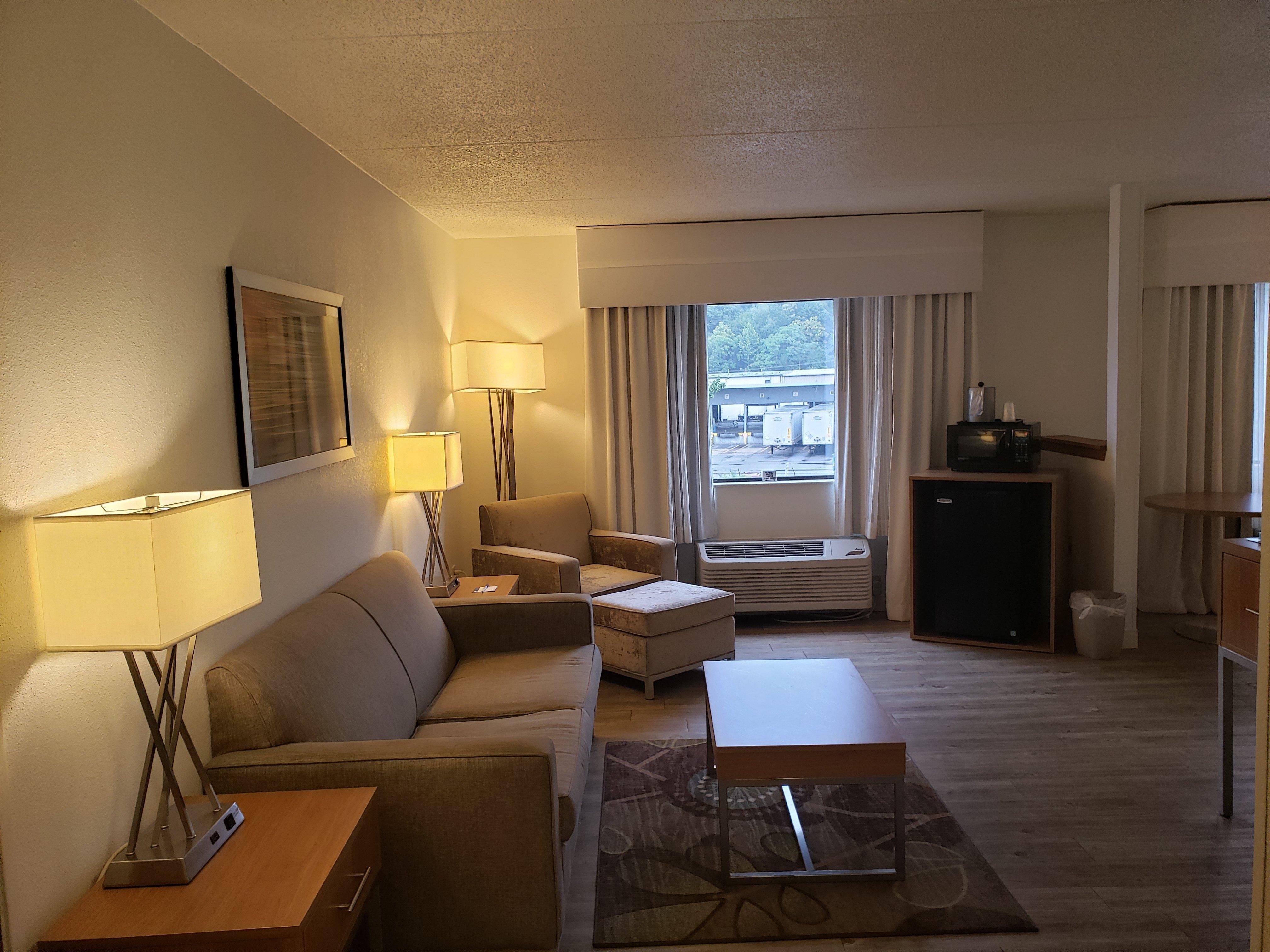 Holiday Inn Express Hotel Pittsburgh-North/Harmarville By Ihg Esterno foto