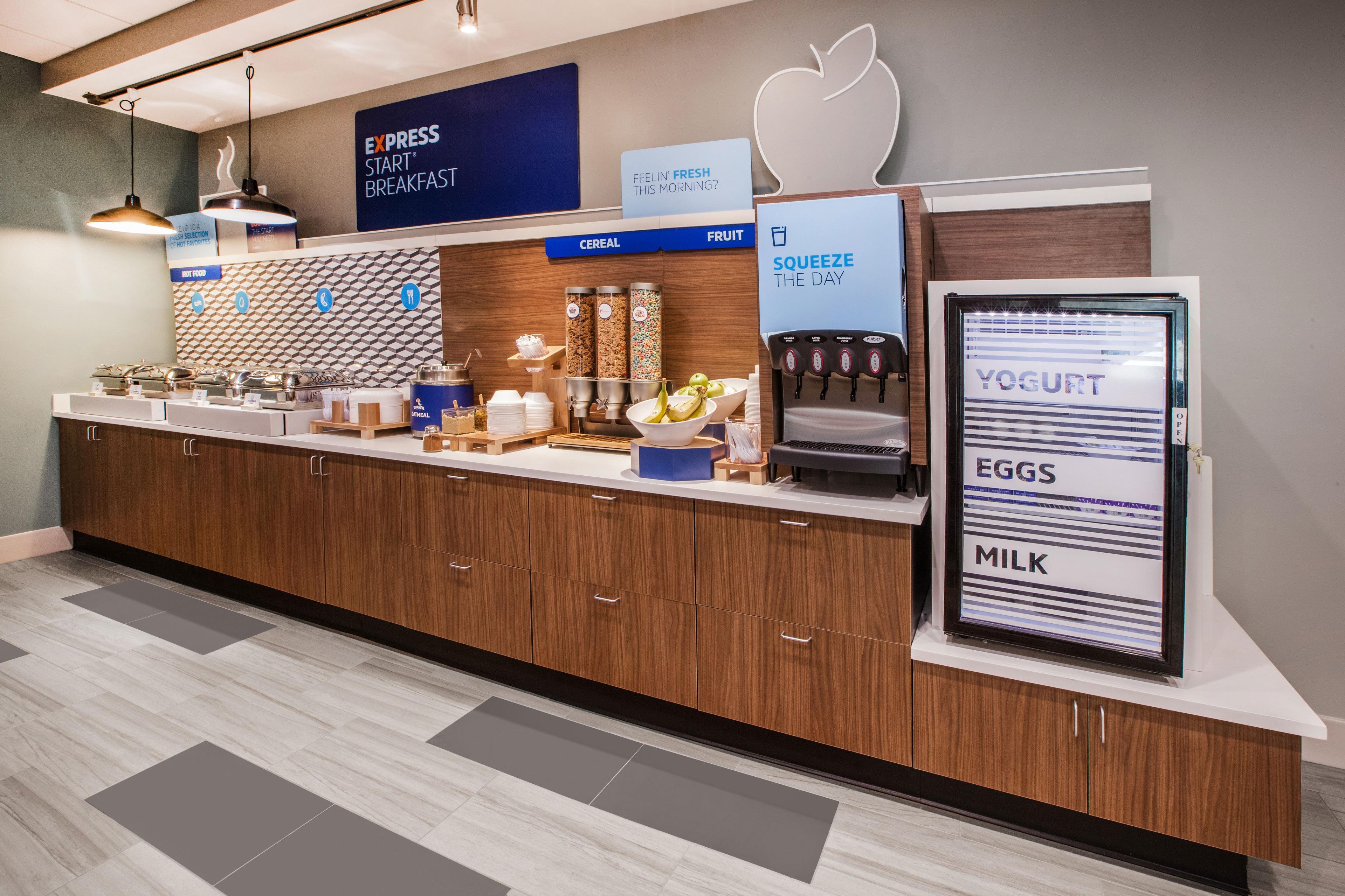 Holiday Inn Express Hotel Pittsburgh-North/Harmarville By Ihg Esterno foto