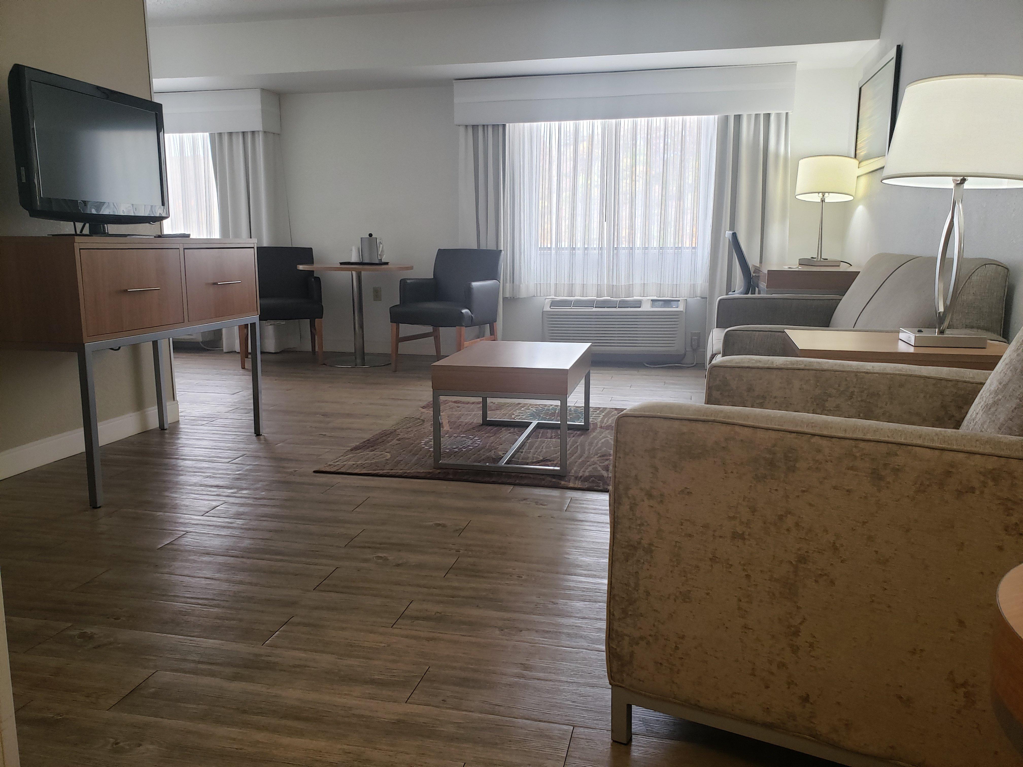 Holiday Inn Express Hotel Pittsburgh-North/Harmarville By Ihg Esterno foto