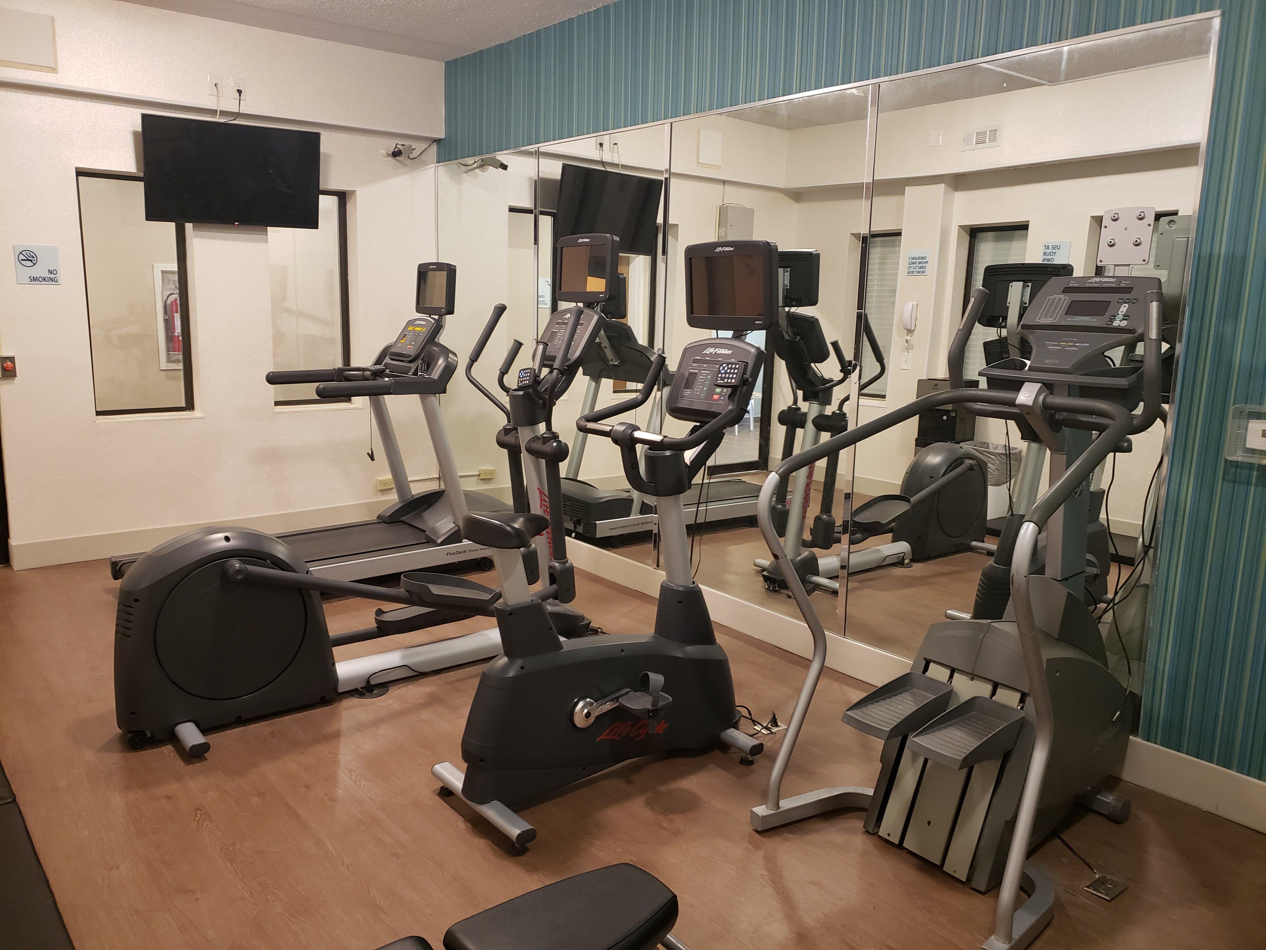 Holiday Inn Express Hotel Pittsburgh-North/Harmarville By Ihg Esterno foto